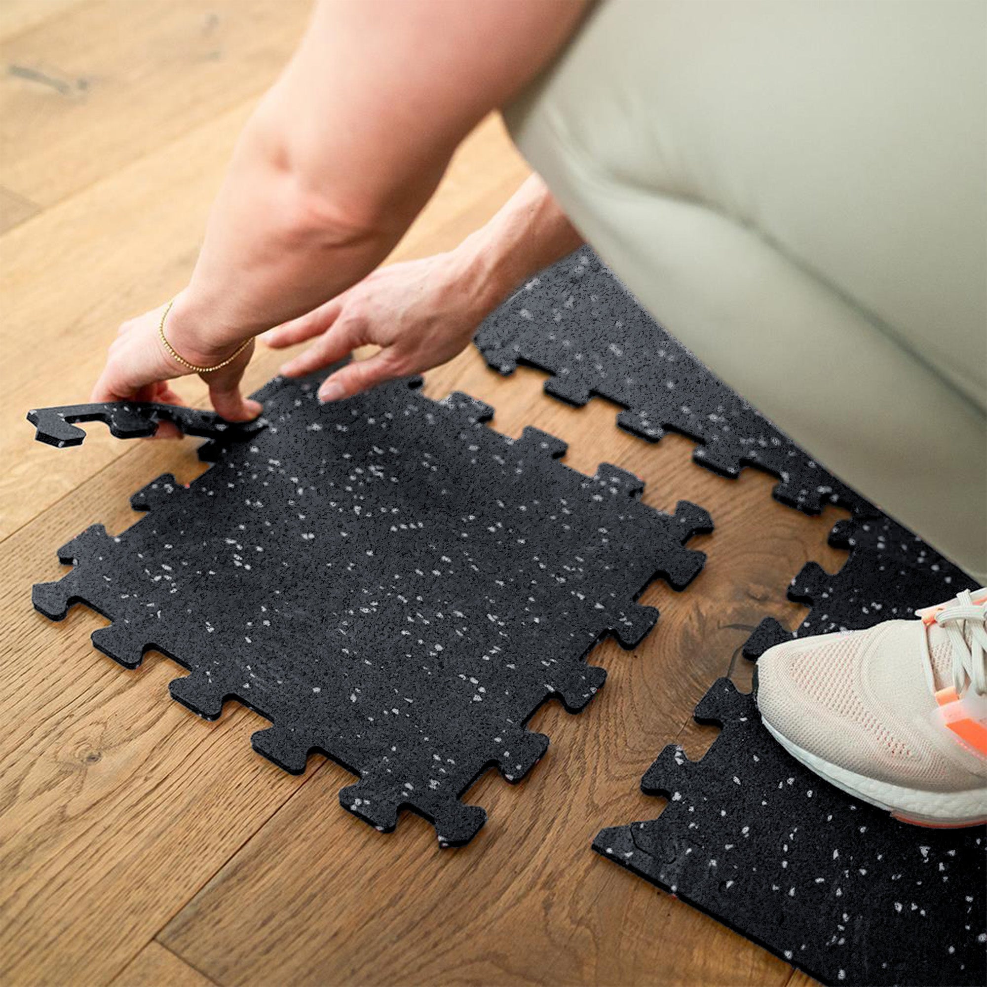 Robust floor protection mat black/gray speckled (Fitness puzzle mat)