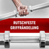 Detailansicht einer Hand, die eine Neolymp Langhantel mit rutschfester Griff-Rändelung hält. Text: 'Rutschfeste Griff-Rändelung'.